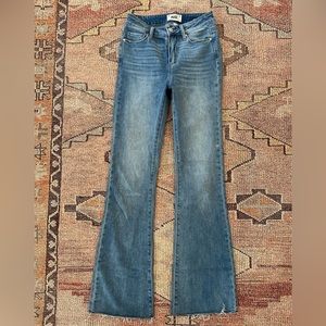Paige High Rise Laurel Canyon distressed Jean